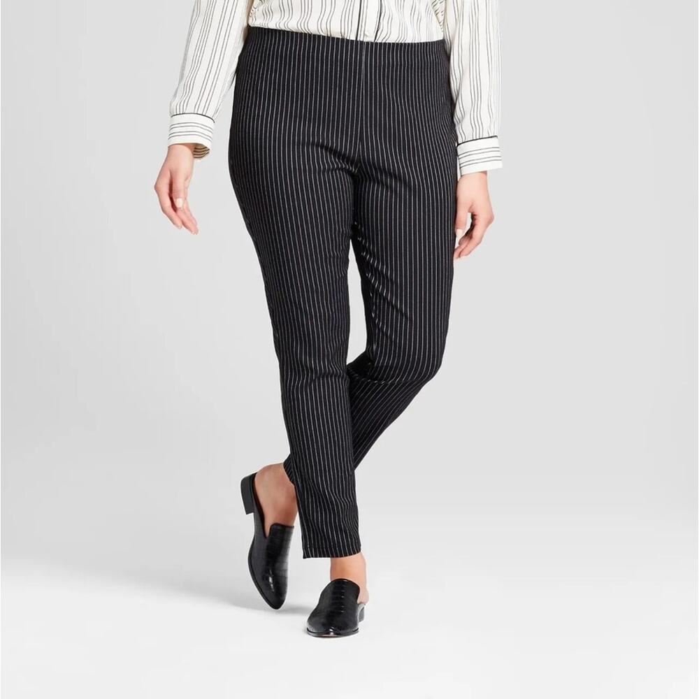 NWT Who Wat Wear jet‎ black stripe cropped high rise stretch pants size 20W .